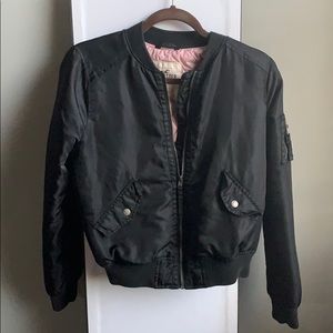Hollister bomber jacket great condition!